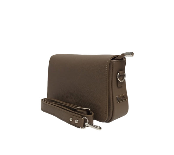 Leather Bag, Messenger Type, Pretta Model- 872 Taupe*